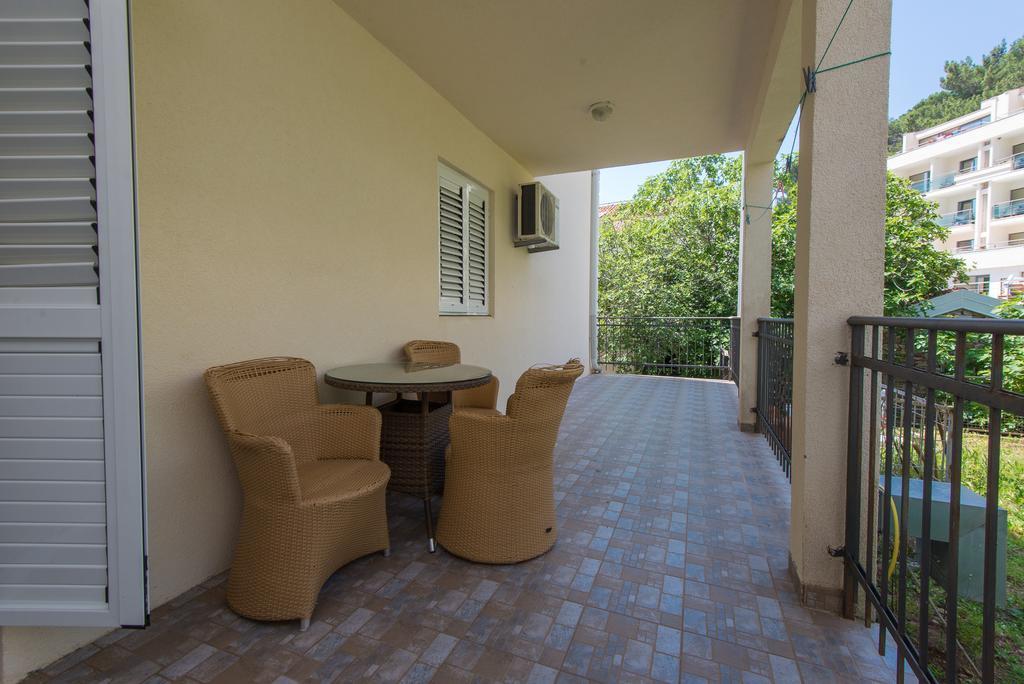 Apartments Mtv Petrovac Kültér fotó